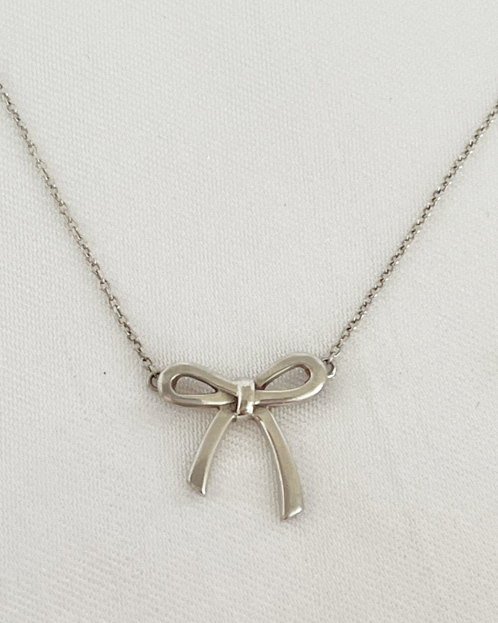 TIFFANY & Co. Sterling Silver Bow Necklace Pendant 925 Minimalist 16 Inch 925